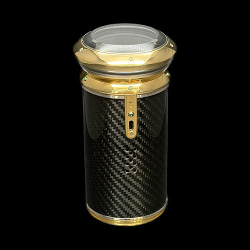 M07 — on black (frontal)